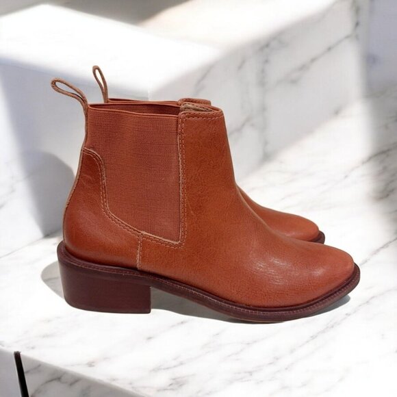 NWOT Kaanas Everest Distressed Chelsea Leather Bootie - Picture 11 of 11